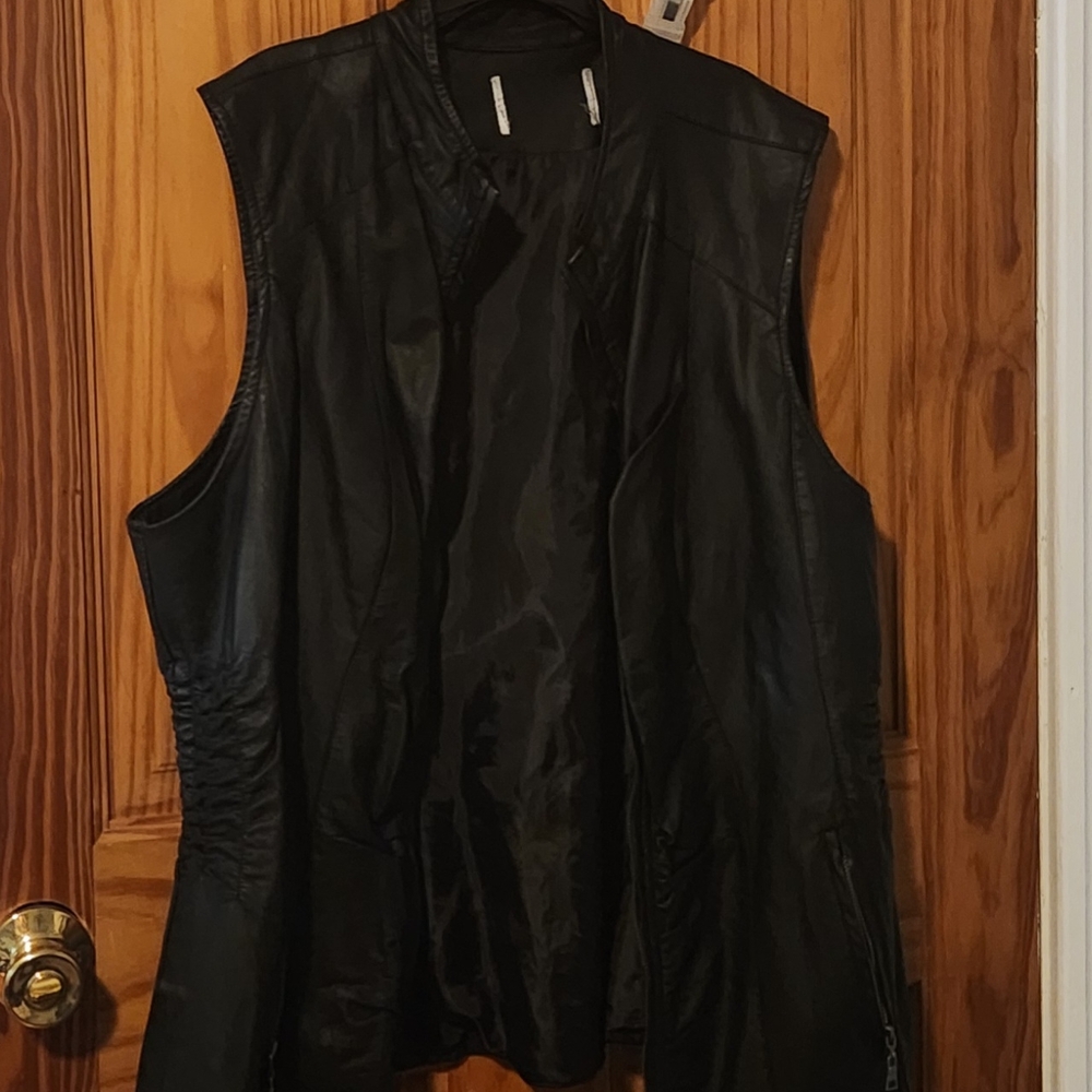 Elegant Black Leather Women's Vest